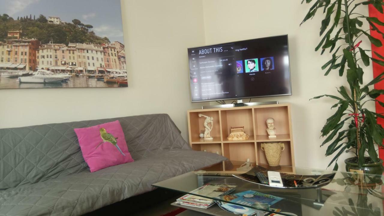 Apartment Near Stavros Niarchos Park & Acropolis Atene Esterno foto